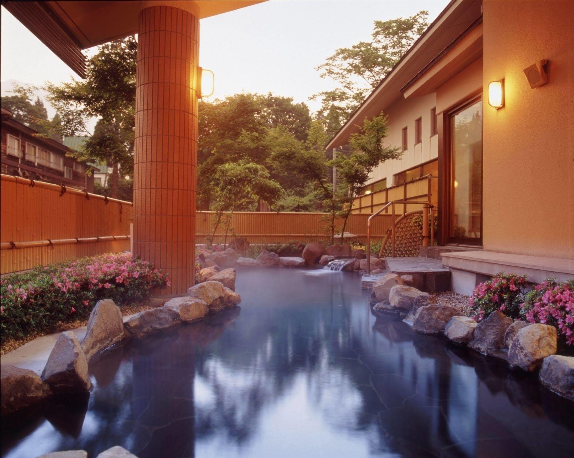 Akakura Hotel Myoko Bagian luar foto